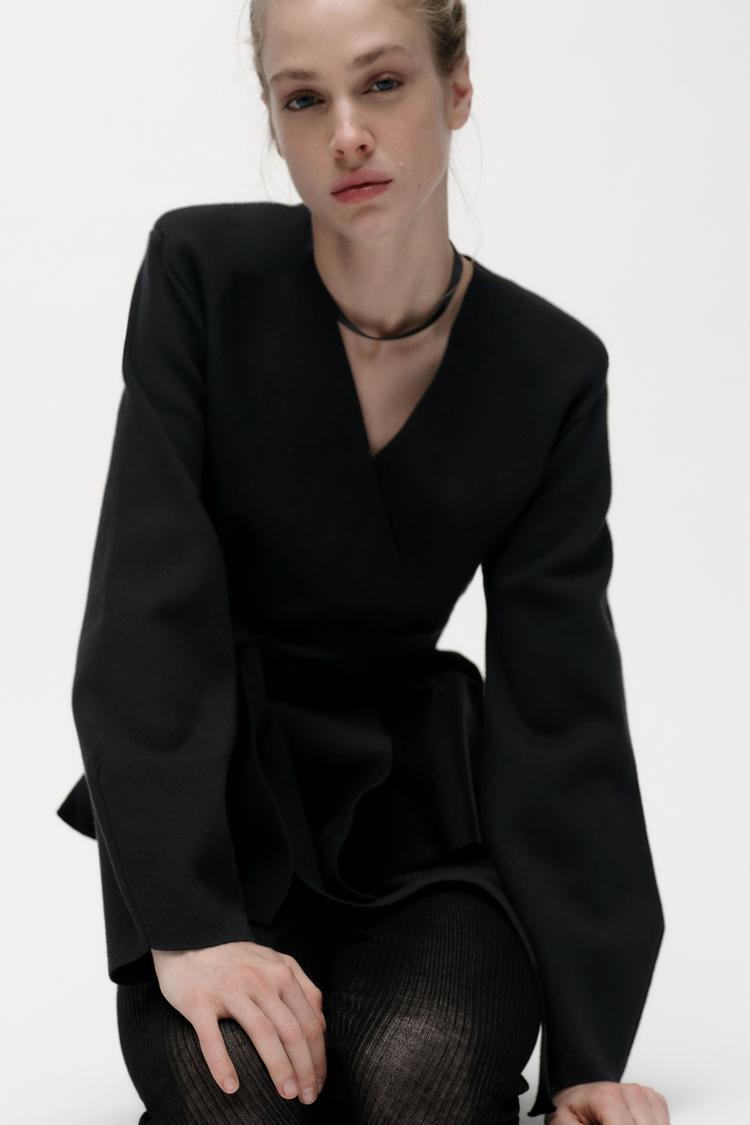 BELTED BLAZER