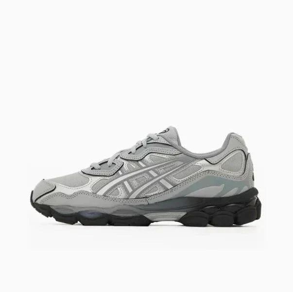 Lunuva Runner Sneaker