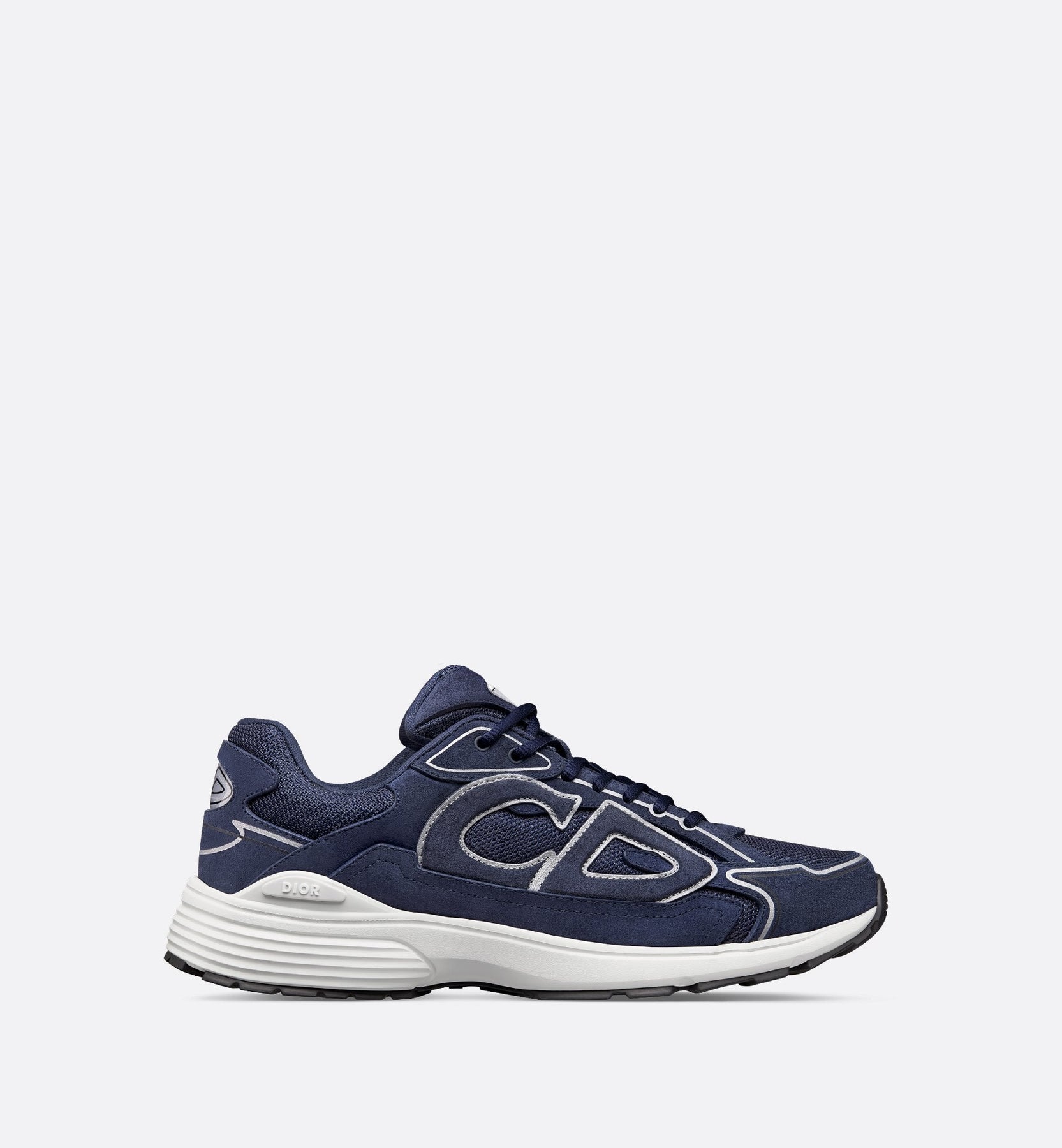 Lunuva 33 Runner Sneaker